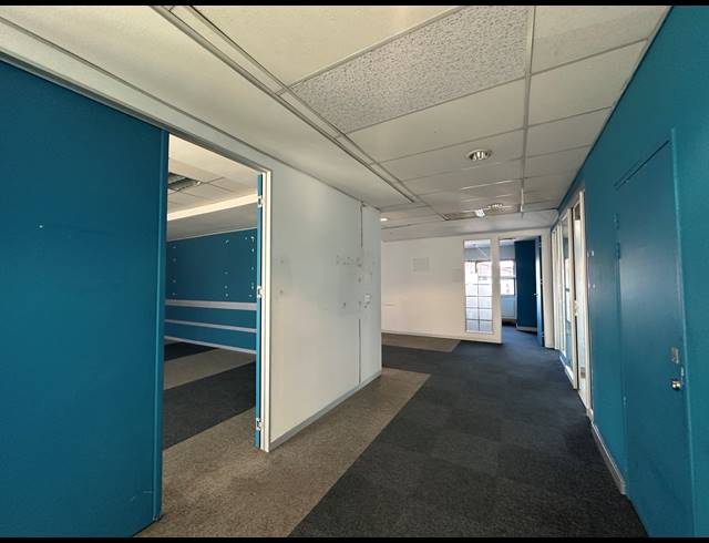 703M² OFFICE TO LET IN CENTURION CENTRAL
